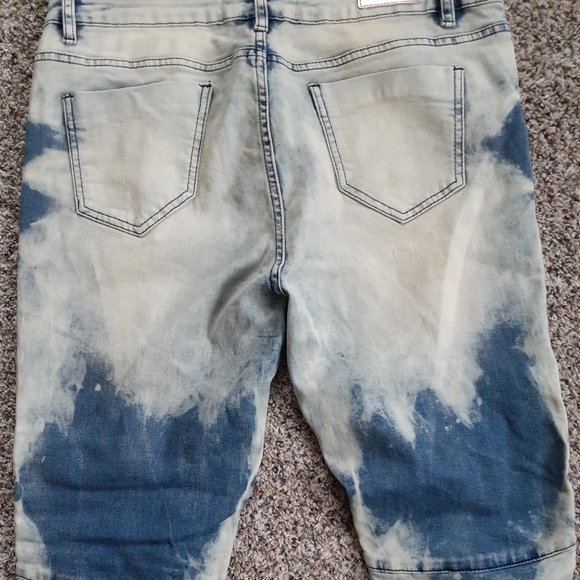 Jeans - Picture 2 of 9